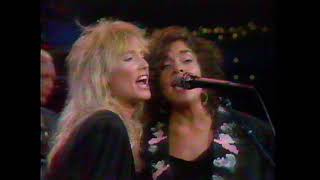 Watch Rosanne Cash Rosie Strike Back video