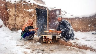 Heavy snowfall | Coldest day of winter | Cooking and cave living on snowy days