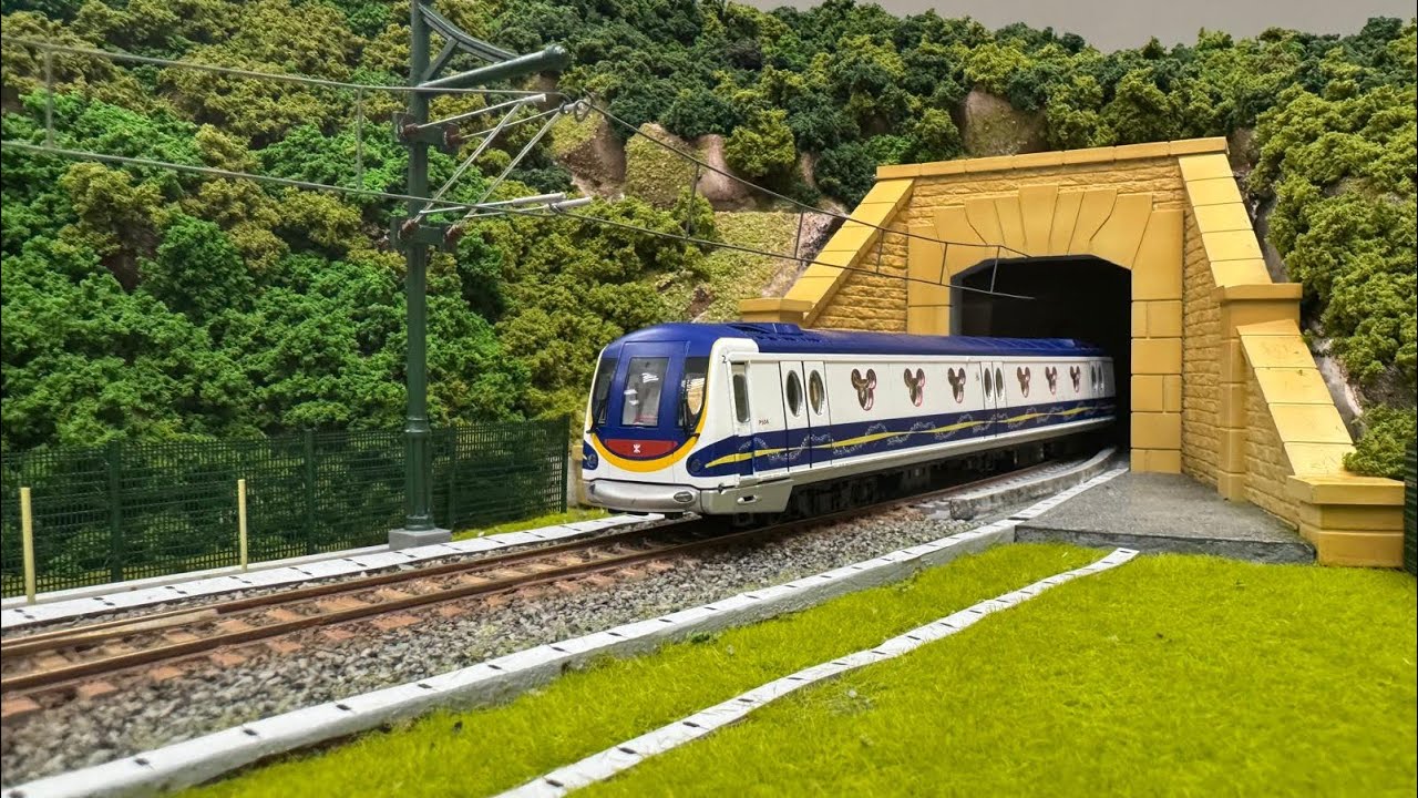 先睹為快 ￼ 香港首個1:87高精度港鐵迪士尼綫場景