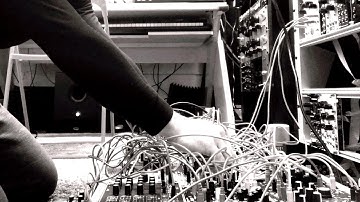 Live Eurorack jam West Coast style with Make Noise 0-ctrl, Instruo CS-L, Maths and Befaco A*B+C