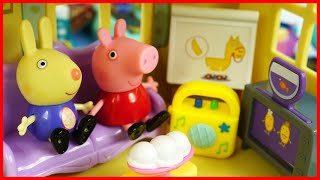 佩佩豬與朋友們的快樂一天兒童故事