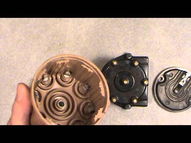 Symptoms of a Bad or Failing Distributor Rotor and Cap