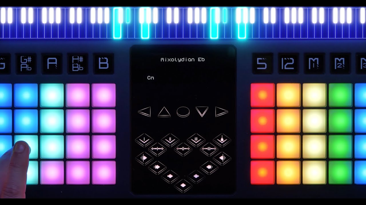 DTM・DAW Theoryboard TheoryBoard is a MIDI controller that teaches you music theory