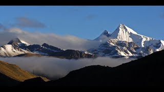 Explicación del Arqueól. Diego Guevara Borup: Qhapaq Ñan del Apu Pariacaca (RPNYC - Perú) - 2014