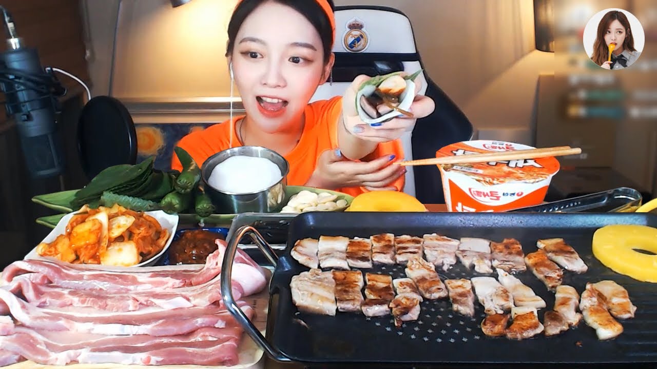 お菓子も麺も食べまくり 韓国で人気の女性モッパンyoutuber7人をご紹介 Aleum Town お菓子も麺も食べまくり 韓国で人気の女性モッパンyoutuber7人をご紹介 Aleum Town