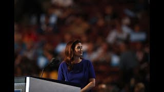I Realized I Can't Do This - Debra Messing MAKERS Moment Net Worth