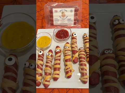 Mummy Hot Dogs #hotdog #food #nyhotdogking #halloweentreats #foodie