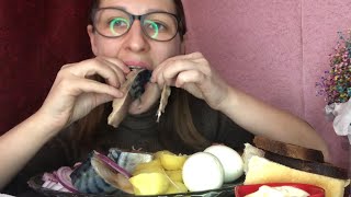 ОБЕД СКУМБРИЯ, яйца и картошка мундире
