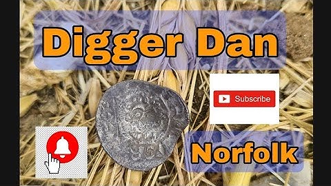 Metal Detecting Norfolk fields | simplex + | nokta makro | buttons | junk | and a medieval coin
