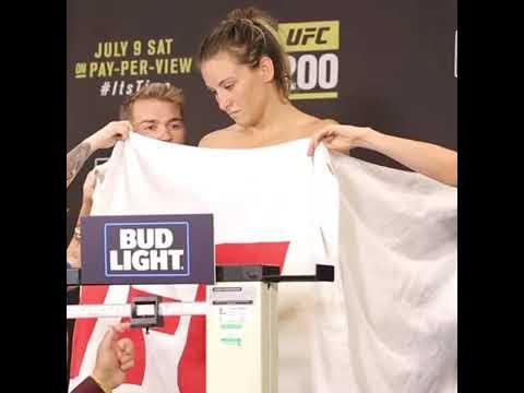 Miesha Tate towel incident at the weigh ins for UFC 200 - YouTube