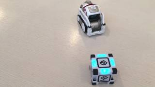 賢くてやんちゃなAIロボット「Cozmo」と遊んできた／Cozmoを振ってみると…？