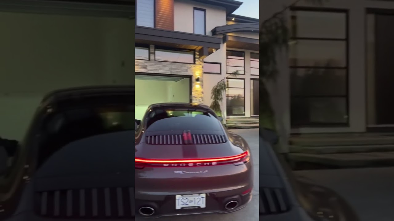 The Billionaire's Oasis: Embracing Luxury, Freedom, and Abundance 🌎🕊️🧠💸