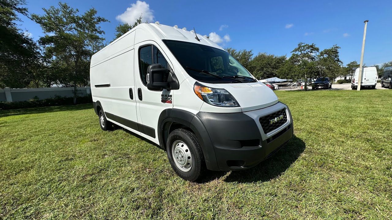 Bright White Clearcoat 2022 Ram ProMaster 2500 High Roof