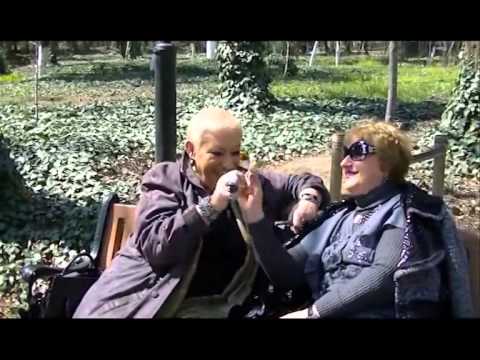 სასახლის წინ - პიონერფილმი