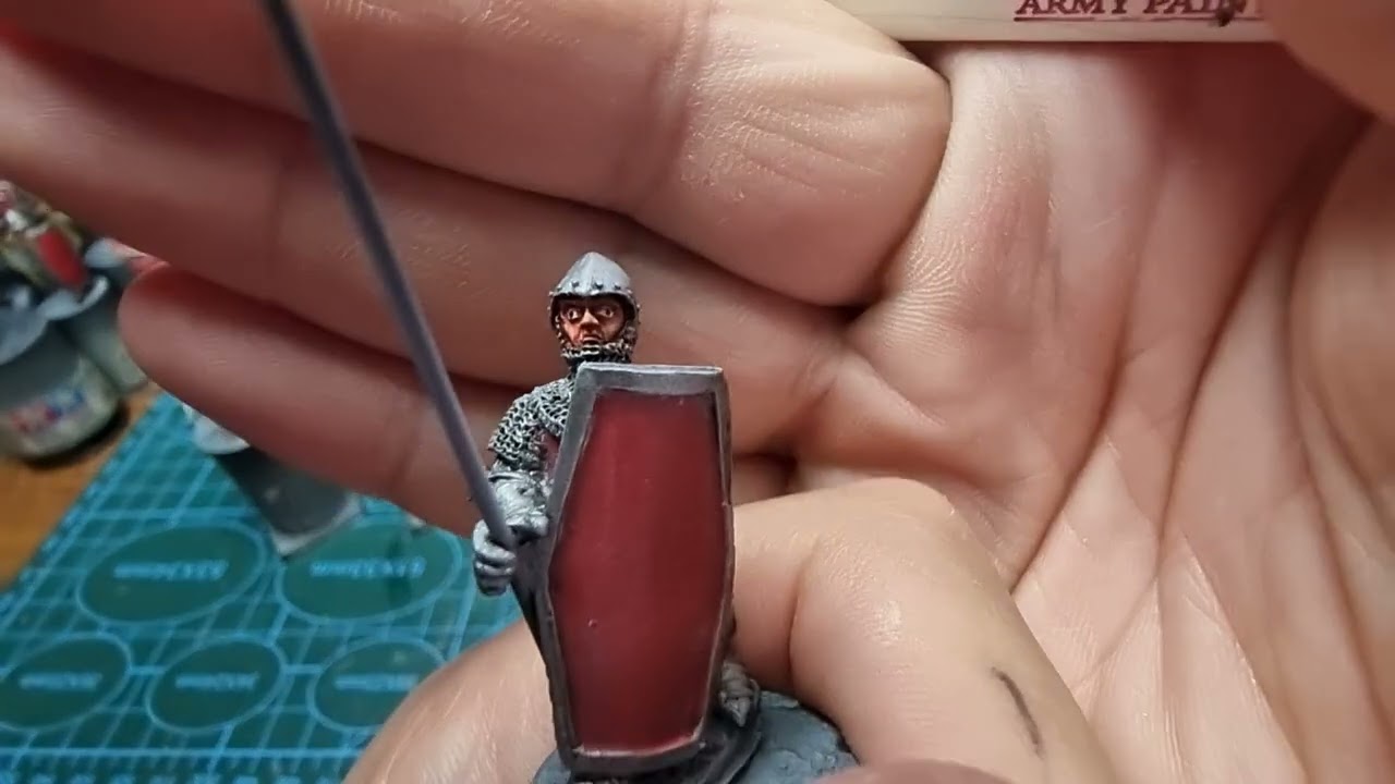 painting eyes on miniatures