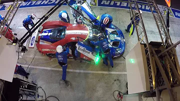 24 Hours of Le Mans : Pitstop and driver change for Ford GT #69