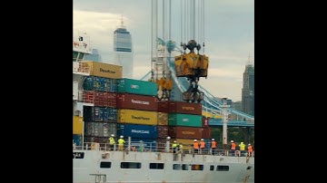 Ship Export / Import #ships #sea #container #exportimport