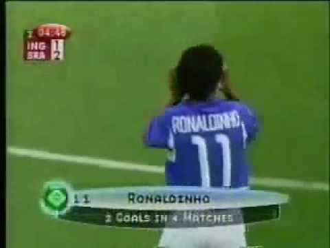 Gol de Ronaldinho em 2002 (Brasil 2 x 1 Inglaterra)