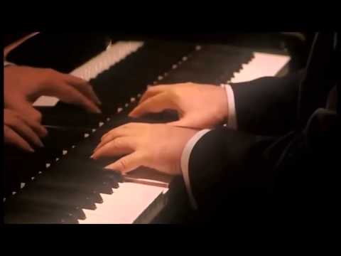Putar Piano Sonata No. 30 in E Major, Op. 109 : Beethoven: Piano Sonata No. 30 in E Major, Op. 109: IIIc. Var. 2. Leggiermente - Daniel Barenboim