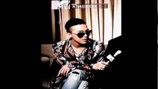 G-Dragon singing Sandaras part in lollipop