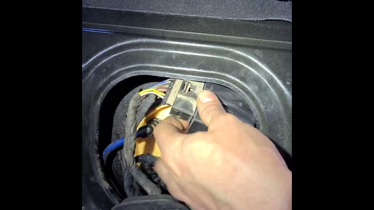 Audi a3 fuel pump control module youtube