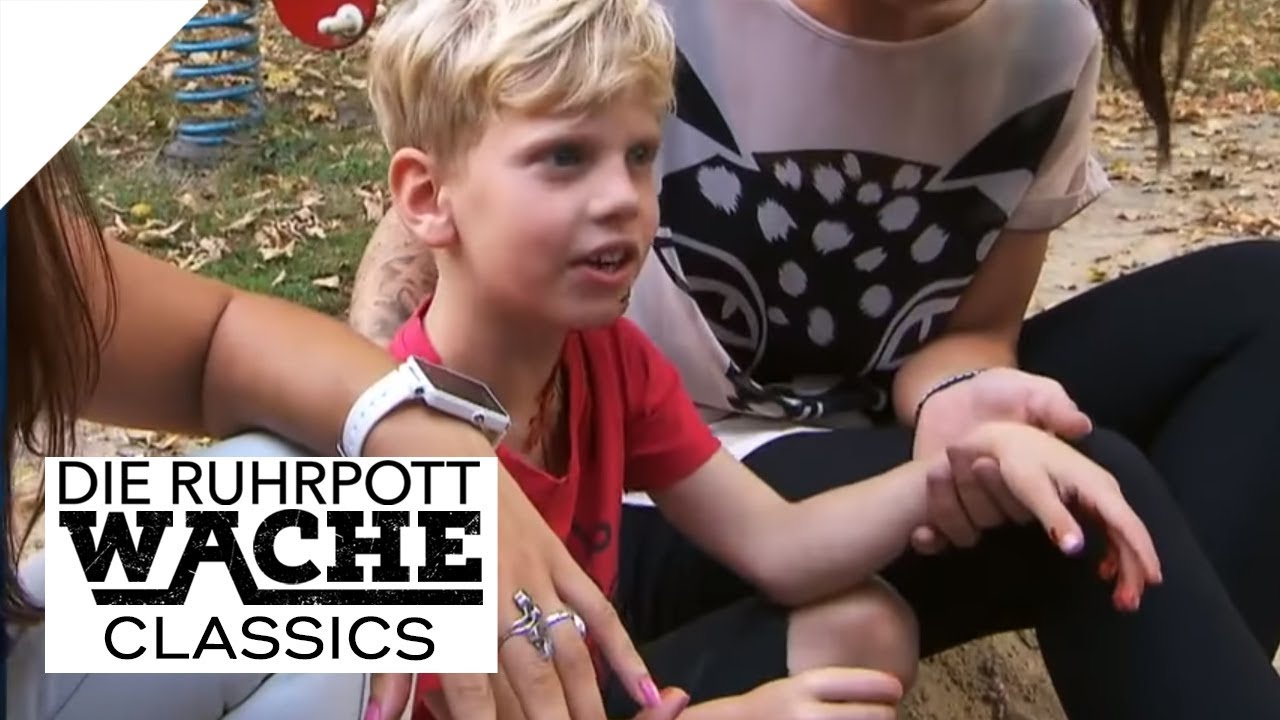 "Unfall" auf Spielplatz: Stoppt den Kinderhasser!! | Katja Wolf | Die Ruhrpottwache | SAT.1