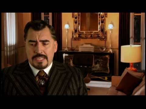 Alfred Molina Photo 21