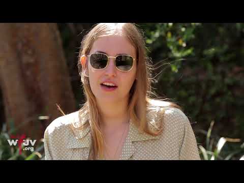 Hatchie - "Sure" (Live at SXSW)