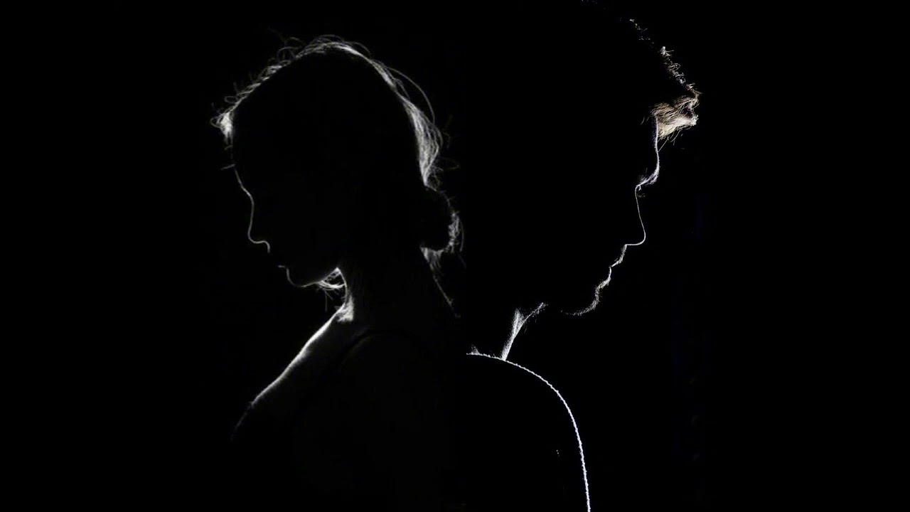 IL M'ATTIRE COMME UN AIMANT