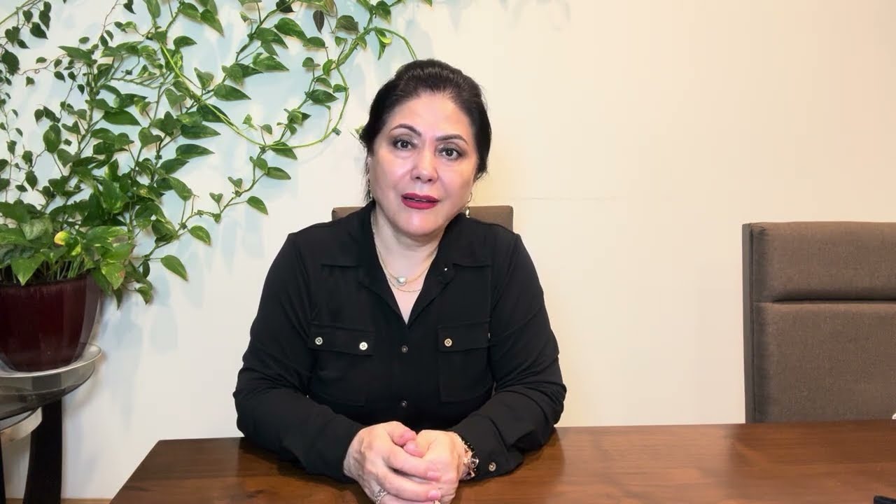 داستان واقعی ، عاشق یک پسر جوان بودم … اما مادرم مرا به مرد ۴۰ سال بزرگ تر داد سری دو امباق 😢