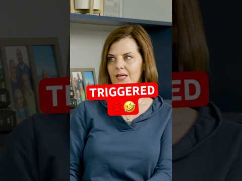 Evolutionist Teacher TRIGGERED By Christian 💢😹 #shorts #ytshorts