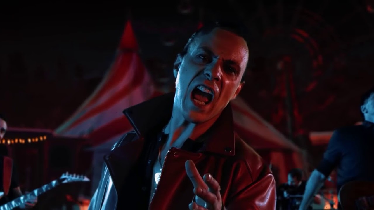 Labyrinth The Absurd Circus - YouTube