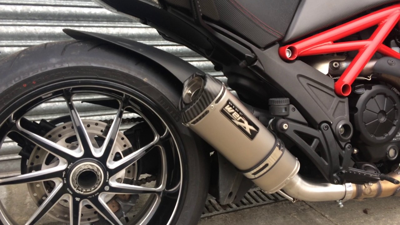 Pipewerx ディアベル スリップオン | MotoWorld Japan