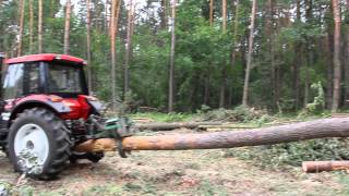 Трактор YTO-X804 в лісовому господарстві