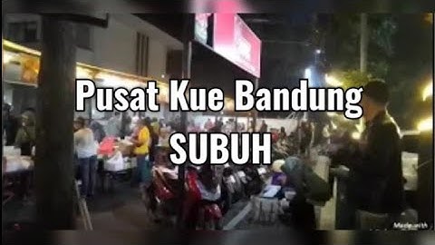Jajanan Kue Basah dan Pasar MurMer | Bandung Vlogs