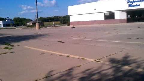 HPI baja 5b ss - breaking in the engine -Very first run after the build.