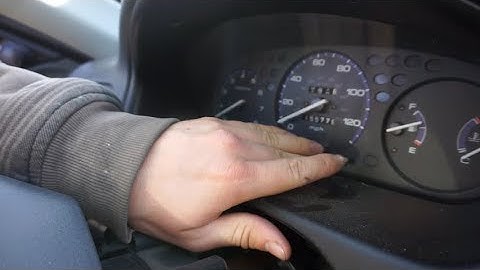 How to Remove Replace a Honda Civic Gauge Cluster Speedometer
