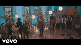 Video thumbnail of "Chris Tomlin - O Little Town Of Bethlehem (Live)"