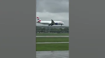 British Airways Boeing 787-8 | Landing at London Heathrow - Runway 09L