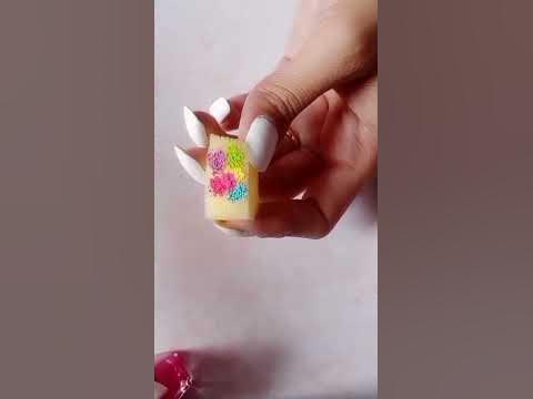 holi special nail art