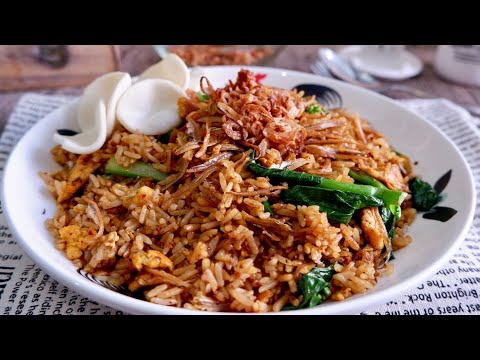 Super Easy Nasi Goreng Kampung Anyone Can Make 马来甘榜炒饭 Malay Sambal Ikan Bilis Egg Fried Rice Recipe