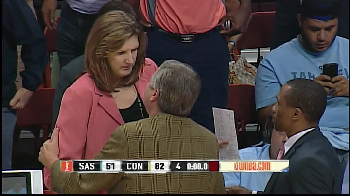 Anne Donovan Records 200th Win