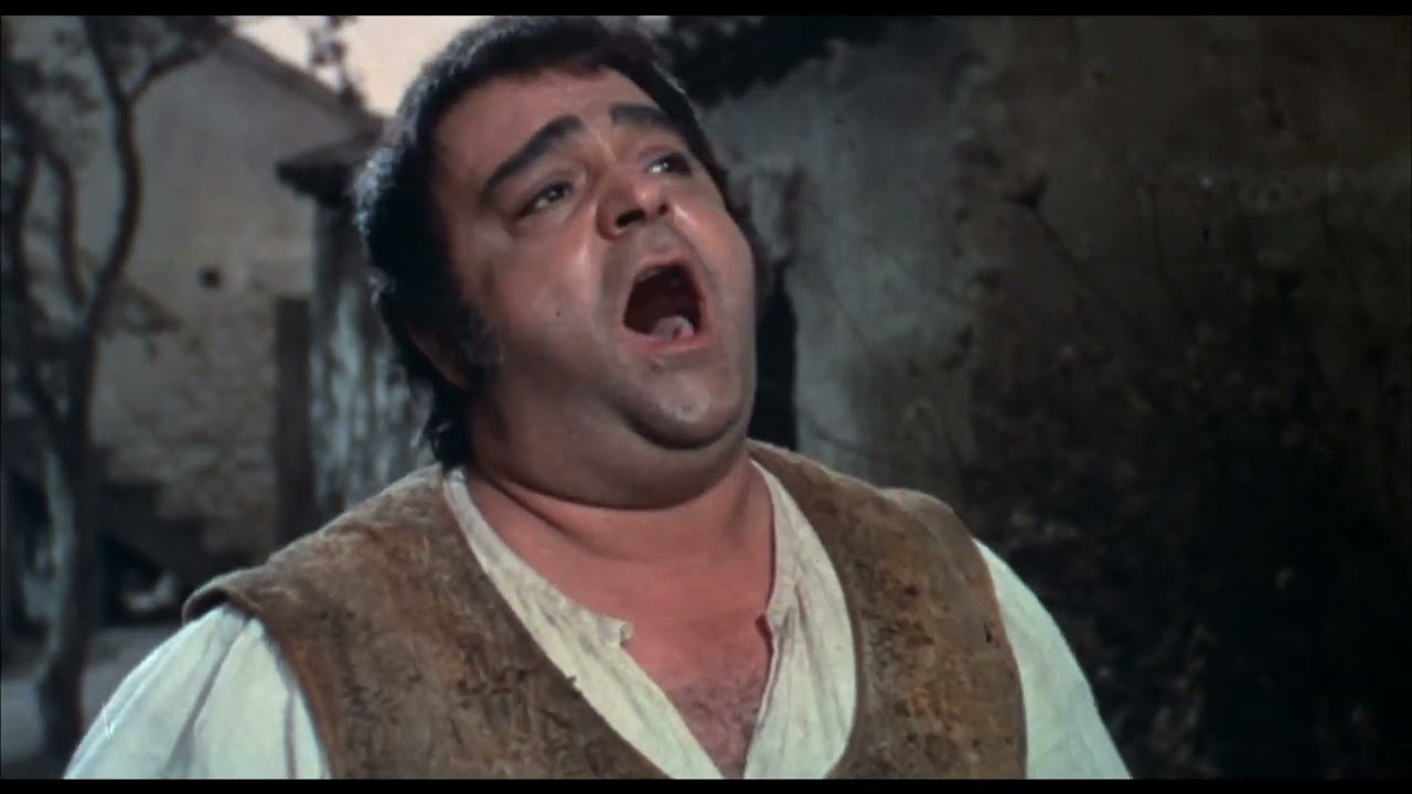 Man of la Mancha | Trailer - YouTube