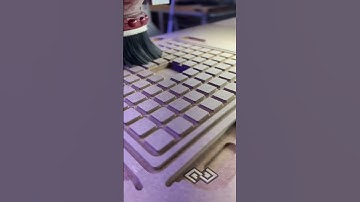 Showing some progress on the next vacuum table test. Milling all these curves is taking forever 😉