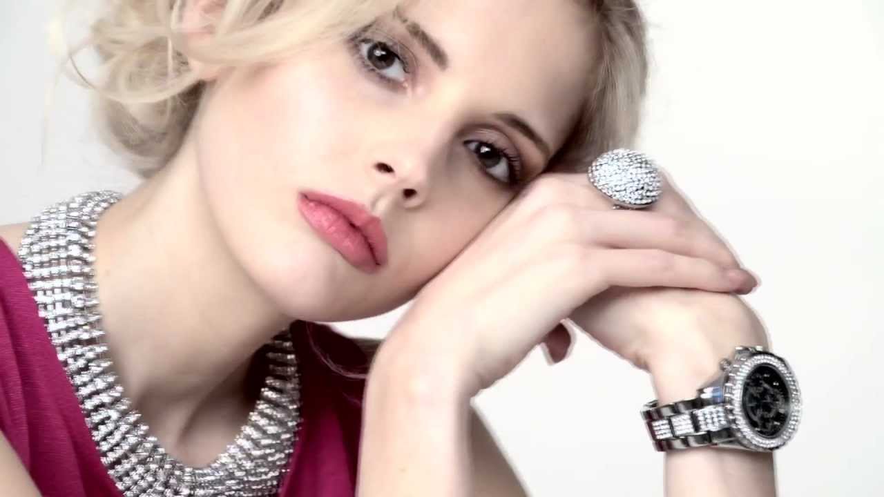 Bijou Brigitte Fashion Clip Collar Necklace - YouTube