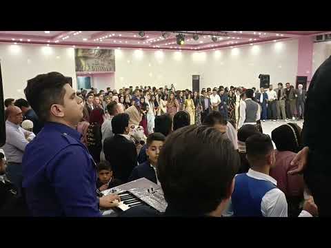 شایی امشو له شاری کامیاران هر خوش بن عزیزانم کیهان شیخی آرمین کریمی