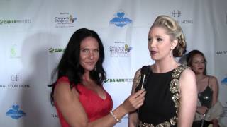 Traci Lynn Cowan with Actress Kristen Renton at Dreambuilder s Event