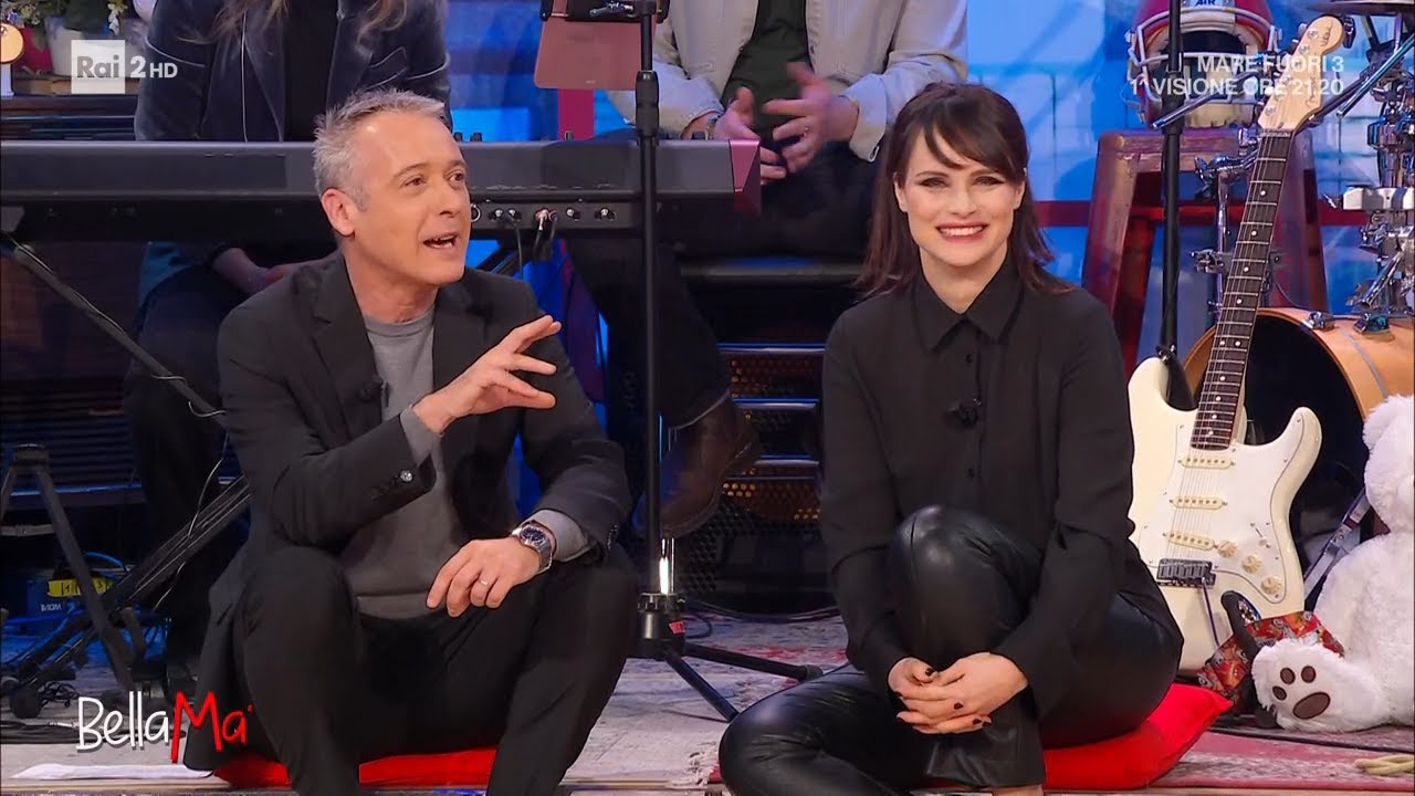 Lorena Bianchetti e le domande del cast di BellaMa' - BellaMa' 15/02/2023