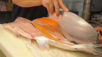 Zalmsnijvaardigheden - Een zalm snijden voor sashimi