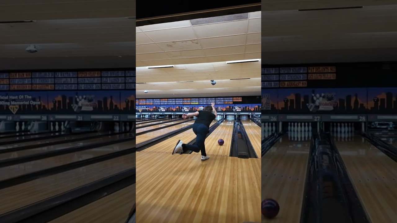Bowling One Handed! Getting that practice in #bowling